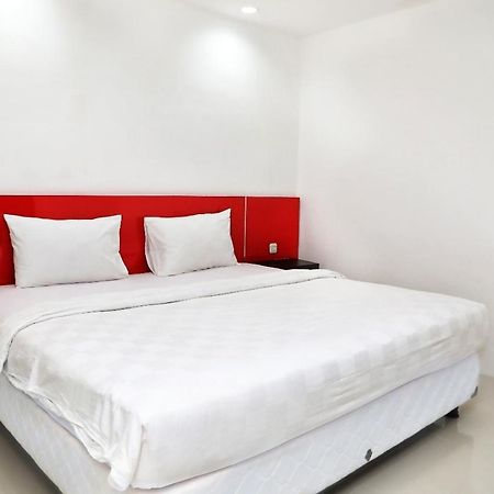 Heavenly Land Family Hotel Palembang Eksteriør billede